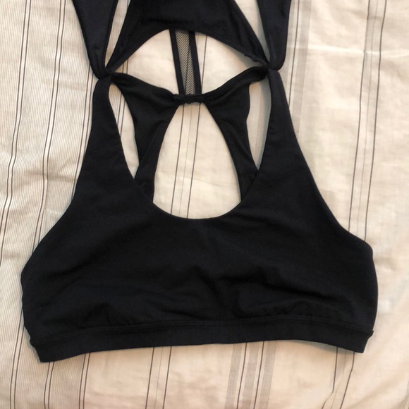 Black lululemon tank top - Picture 4 of 4